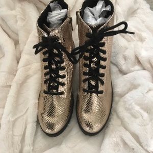 BRAND NEW, GOLD CROCO EMBOSSED BOOTS